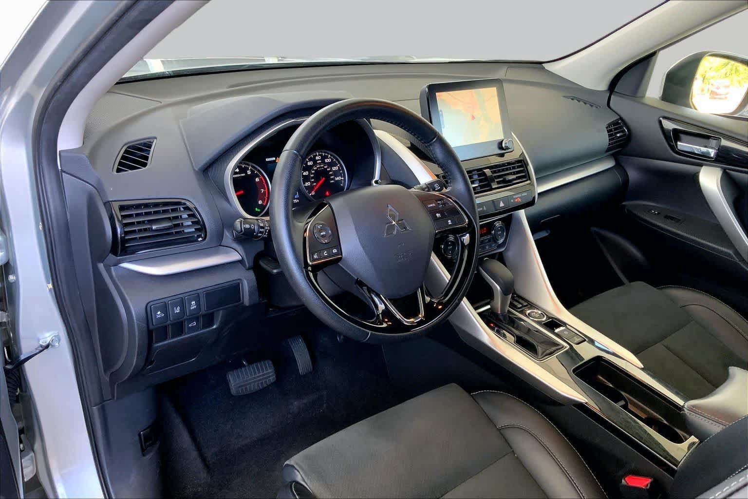 Used 2025 Mitsubishi Eclipse Cross SE AWD/4WD image 18