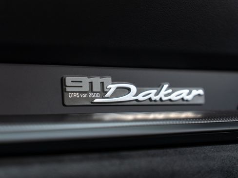 Certified 2024 Porsche 911 Dakar AWD/4WD image 31