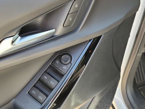 New 2026 Chevrolet Equinox LT image 14