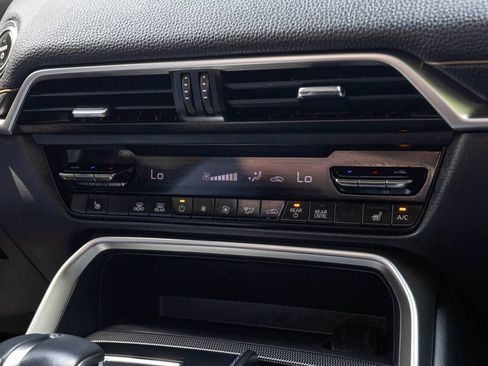 Used 2024 MAZDA CX-90 Plug-In Hybrid w/ Preferred AWD/4WD image 20