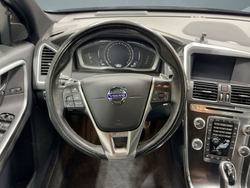 Used 2017 Volvo XC60 T6 R-Design w/ Protection Package image 26