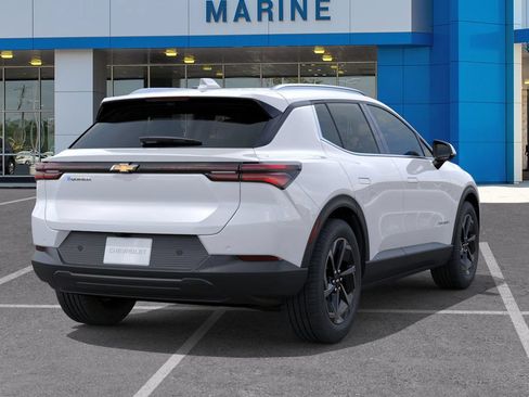 New 2026 Chevrolet Equinox EV LT FWD image 4