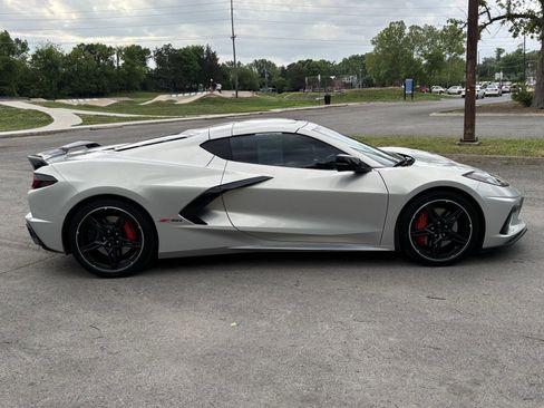 Used 2024 Chevrolet Corvette Stingray Preferred Cpe w/ Z51 Performance Package RWD image 7