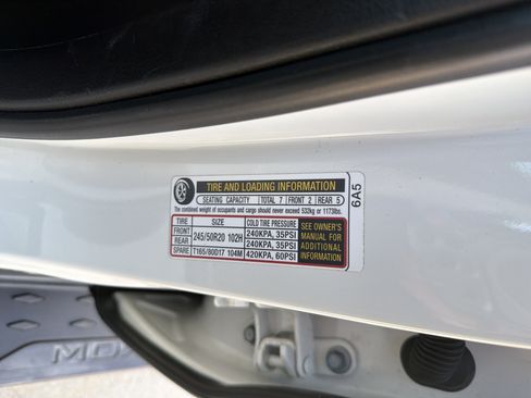 Certified 2017 Acura MDX SH-AWD w/ Technology Package image 37