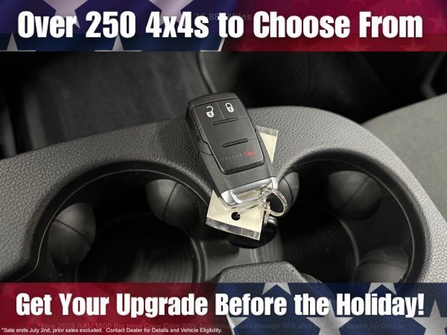 Used 2024 RAM 3500 Tradesman w/ Chrome Appearance Group AWD/4WD image 28