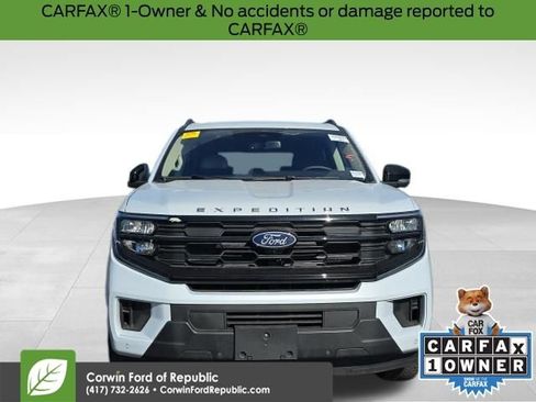 Used 2025 Ford Expedition Max Active image 3
