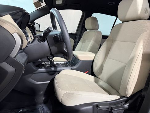 Used 2023 Chevrolet Traverse LS w/ Safety Package AWD/4WD image 4