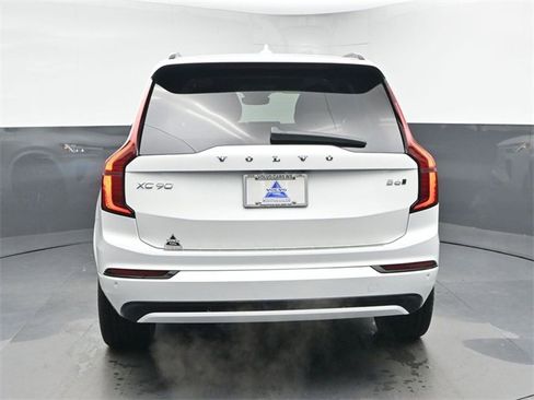 New 2026 Volvo XC90 B6 Ultra w/ Protection Package Premier image 7