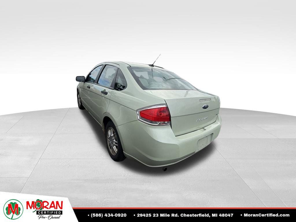 Used 2011 Ford Focus SE FWD image 6