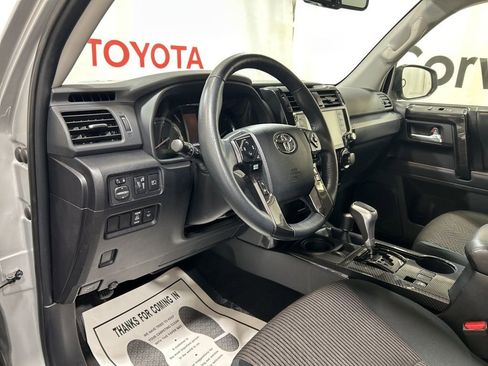 Used 2024 Toyota 4Runner TRD Off-Road image 19