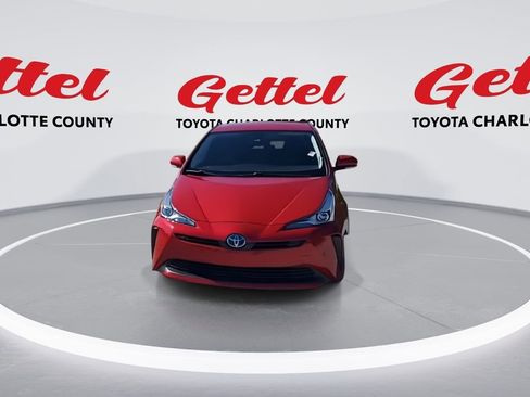Used 2022 Toyota Prius LE image 3
