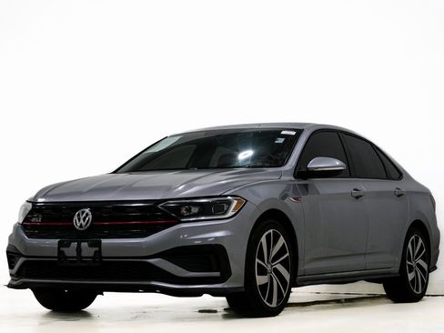 Used 2020 Volkswagen Jetta GLI image 3