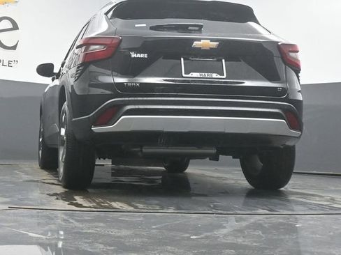 New 2026 Chevrolet Trax LT w/ Driver Confidence Package image 32
