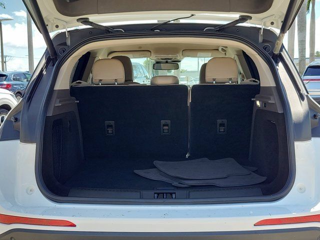 Certified 2022 Lincoln Corsair FWD w/ Equipment Group 101A image 12