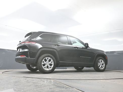 Used 2023 Jeep Grand Cherokee Limited AWD/4WD image 50