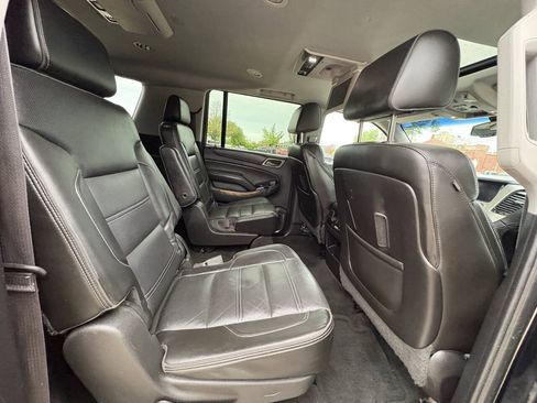 Used 2015 GMC Yukon XL Denali w/ Touring Package AWD/4WD image 32