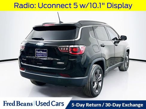 Used 2022 Jeep Compass Latitude image 9