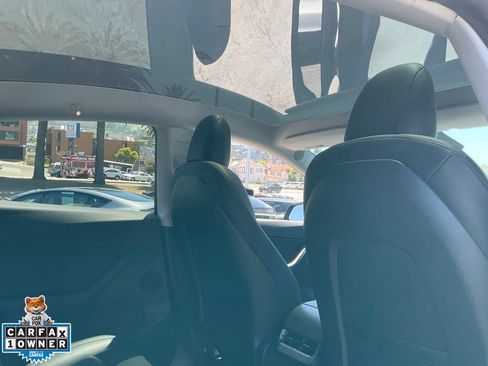 Used 2020 Tesla Model Y Long Range AWD/4WD image 63