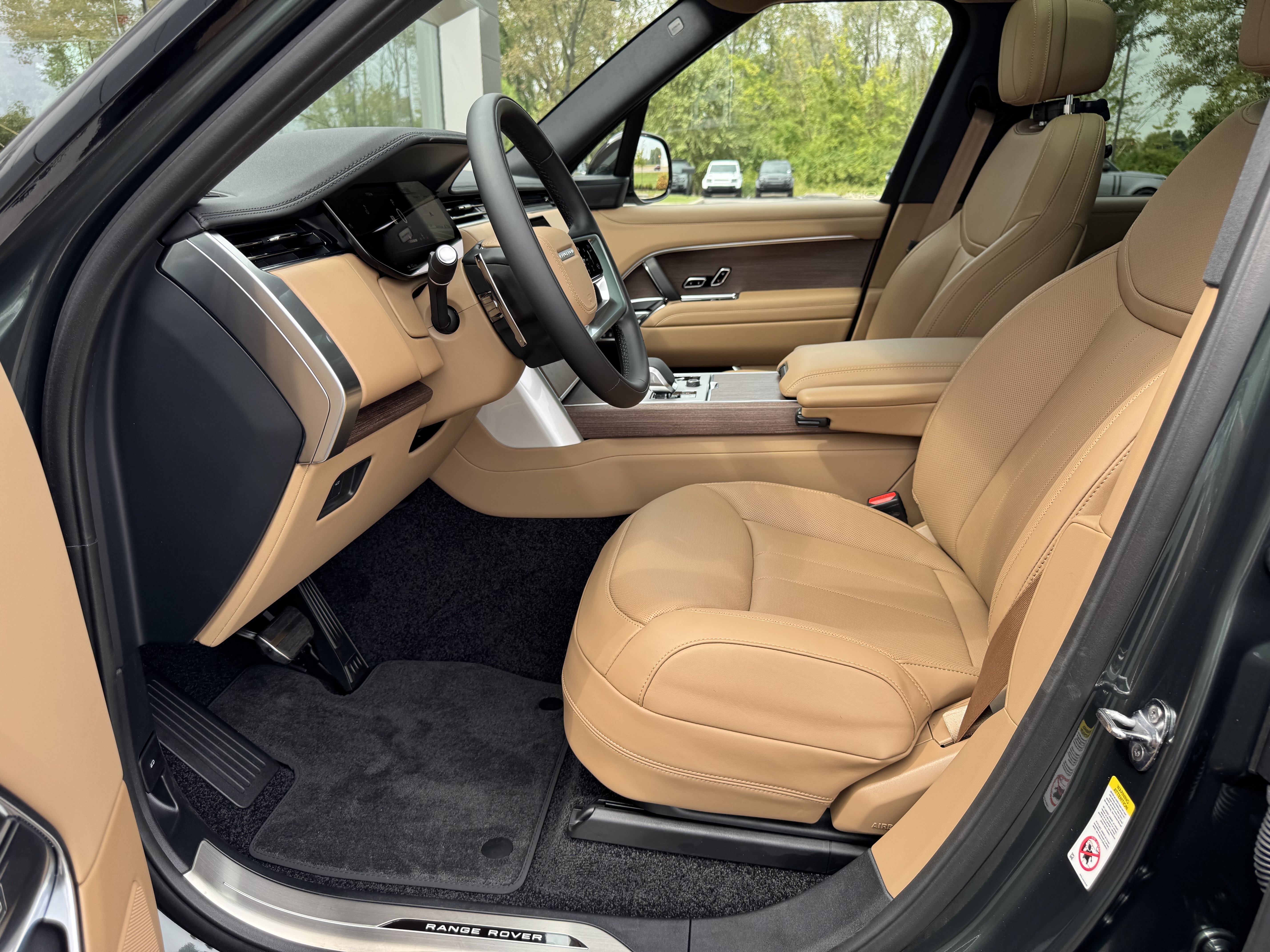 New 2027 Land Rover Range Rover SE AWD/4WD image 13