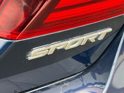 Used 2017 Honda Accord Sport image 25