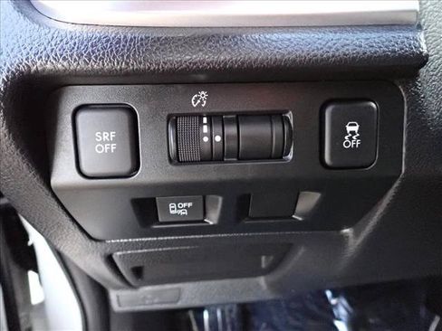 Used 2016 Subaru Crosstrek 2.0i Premium AWD/4WD image 13