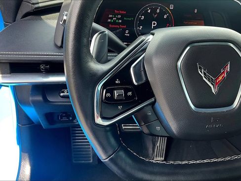 Used 2022 Chevrolet Corvette Stingray Preferred Cpe w/ Z51 Performance Package RWD image 11