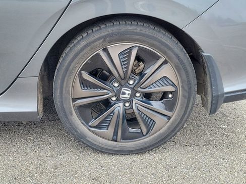 Used 2019 Honda Civic EX image 6