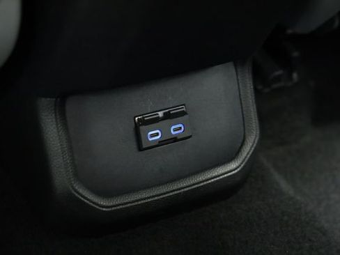 Used 2022 Toyota Highlander XLE image 36