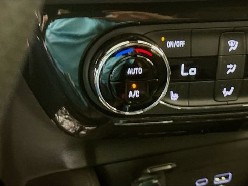 New 2026 Chevrolet TrailBlazer RS w/ Convenience Package AWD/4WD image 22