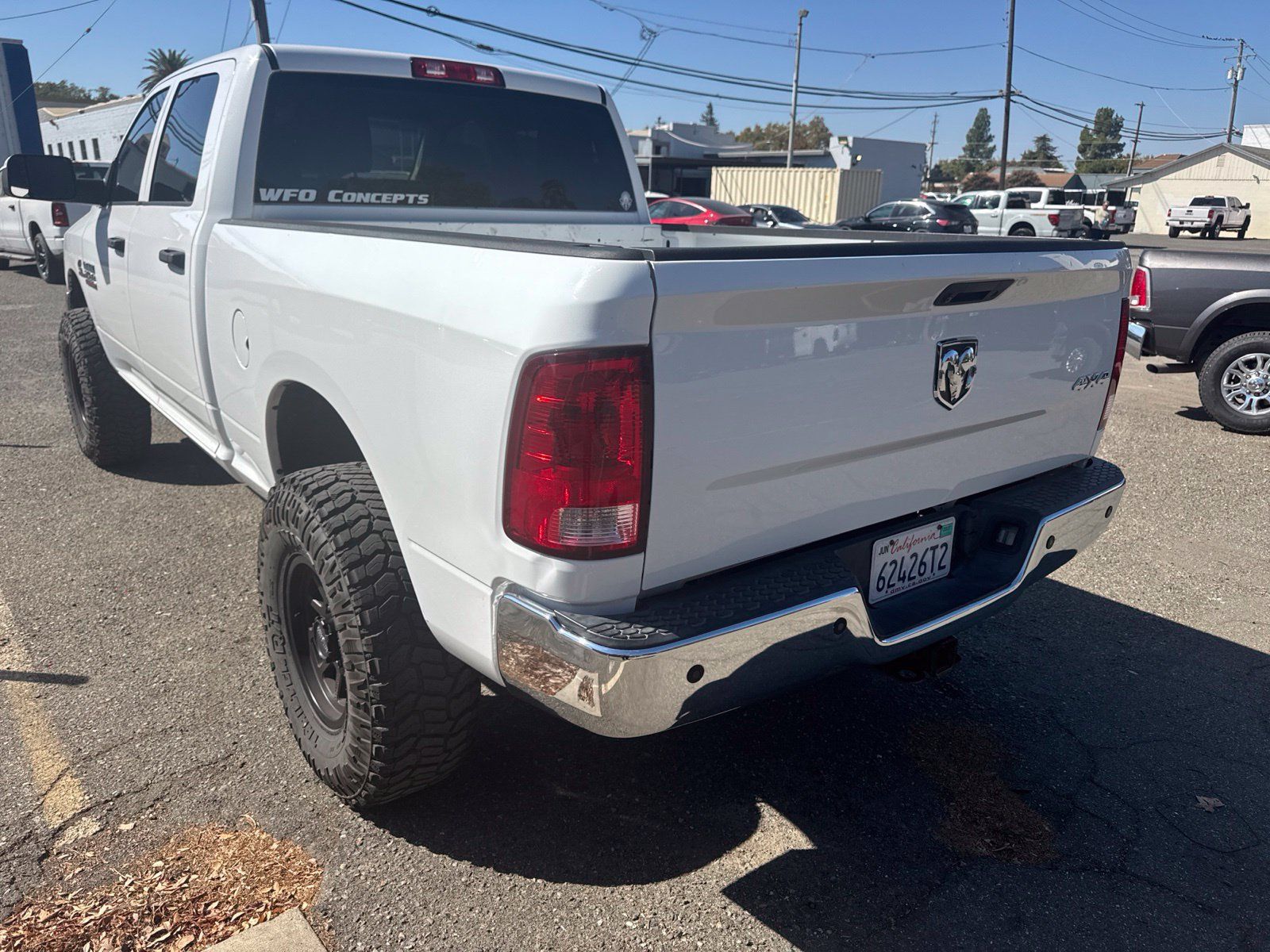 Used 2018 RAM 2500 Tradesman w/ Chrome Appearance Group AWD/4WD image 2