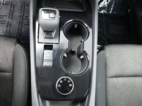 Used 2024 Nissan Rogue SV AWD/4WD image 23