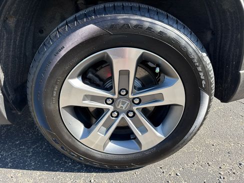 Used 2023 Honda Pilot EX-L image 4