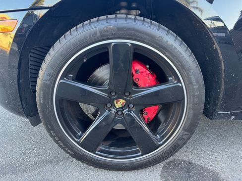 Used 2017 Porsche Macan GTS AWD/4WD image 6