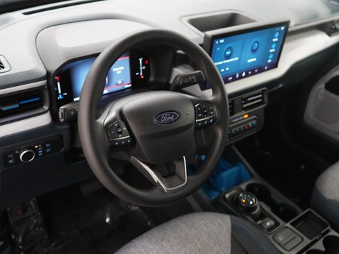 Used 2025 Ford Maverick XLT FWD image 19