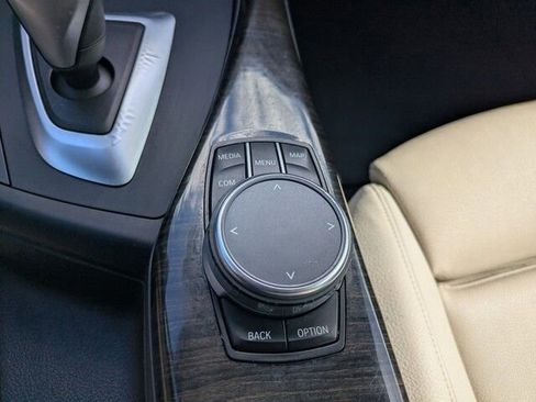 Used 2020 BMW 230i Convertible w/ M Sport Package image 27