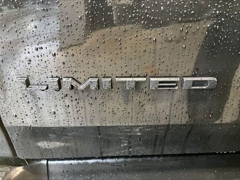 Used 2024 RAM 1500 Limited image 28