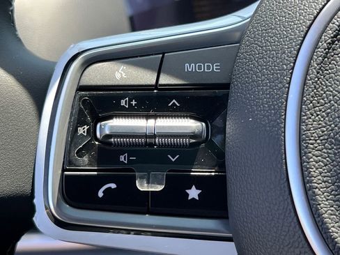 New 2025 Kia Sorento S w/ Panoramic Sunroof Package image 24