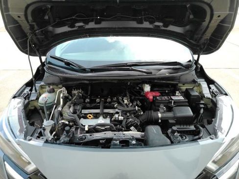 Used 2025 Nissan Versa S FWD image 46
