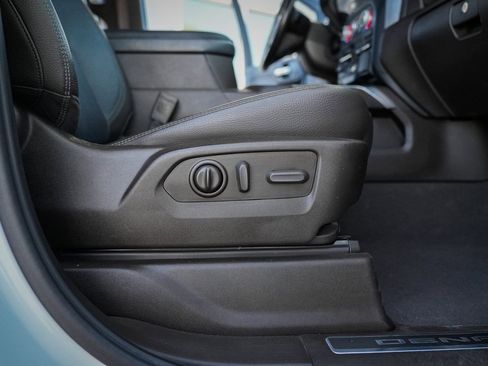 Used 2020 GMC Sierra 2500 Denali w/ Denali Ultimate Package image 37