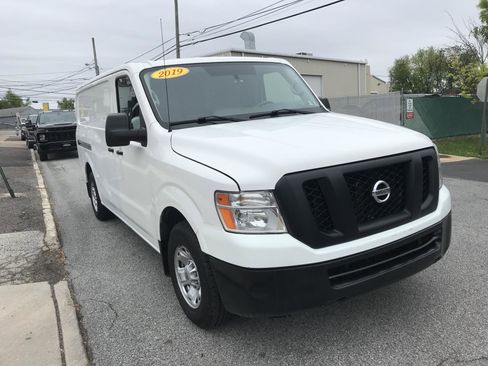 Used 2019 Nissan NV w/ Navigation Package RWD image 4