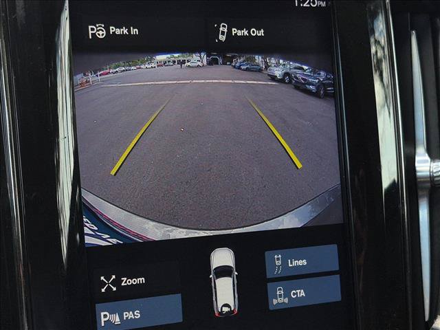 Used 2019 Volvo XC60 T6 Inscription w/ Protection Package AWD/4WD image 11