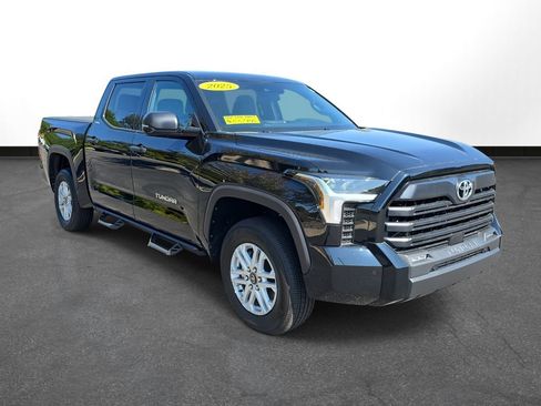 Used 2025 Toyota Tundra SR5 image 3