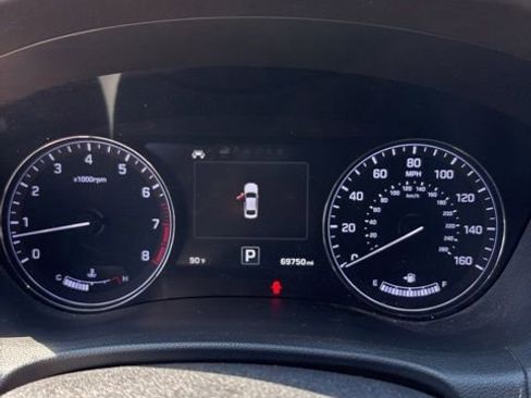 Used 2015 Hyundai Genesis 3.8 w/ Option Group 04 image 8