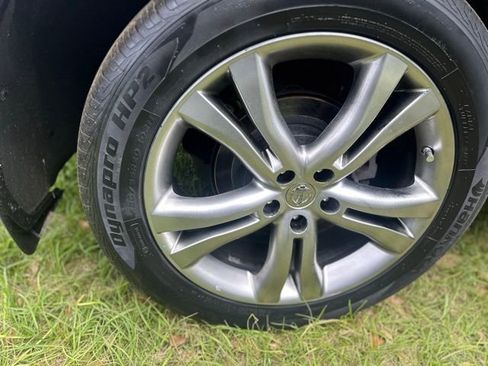 Used 2012 Nissan Murano w/ Navigation Pkg image 15