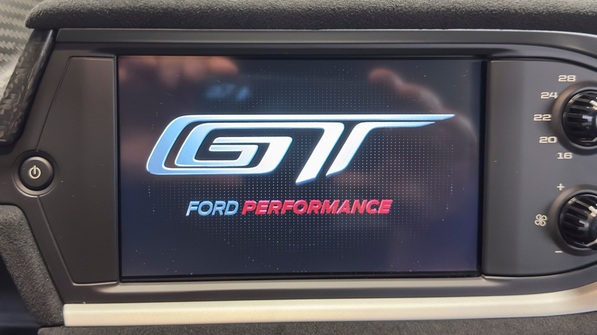Used 2020 Ford GT Carbon Series RWD image 61