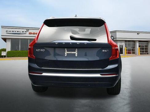 Used 2023 Volvo XC90 B6 Plus w/ Protection Package Premier AWD/4WD image 4