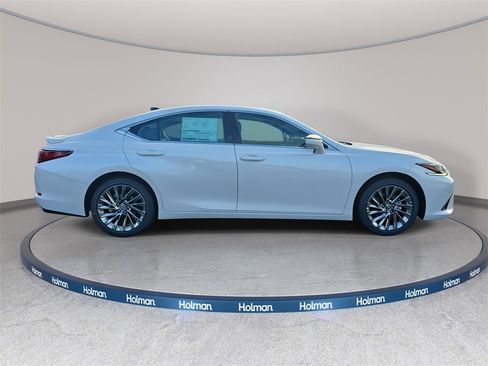 New 2025 Lexus ES 350 Luxury image 4