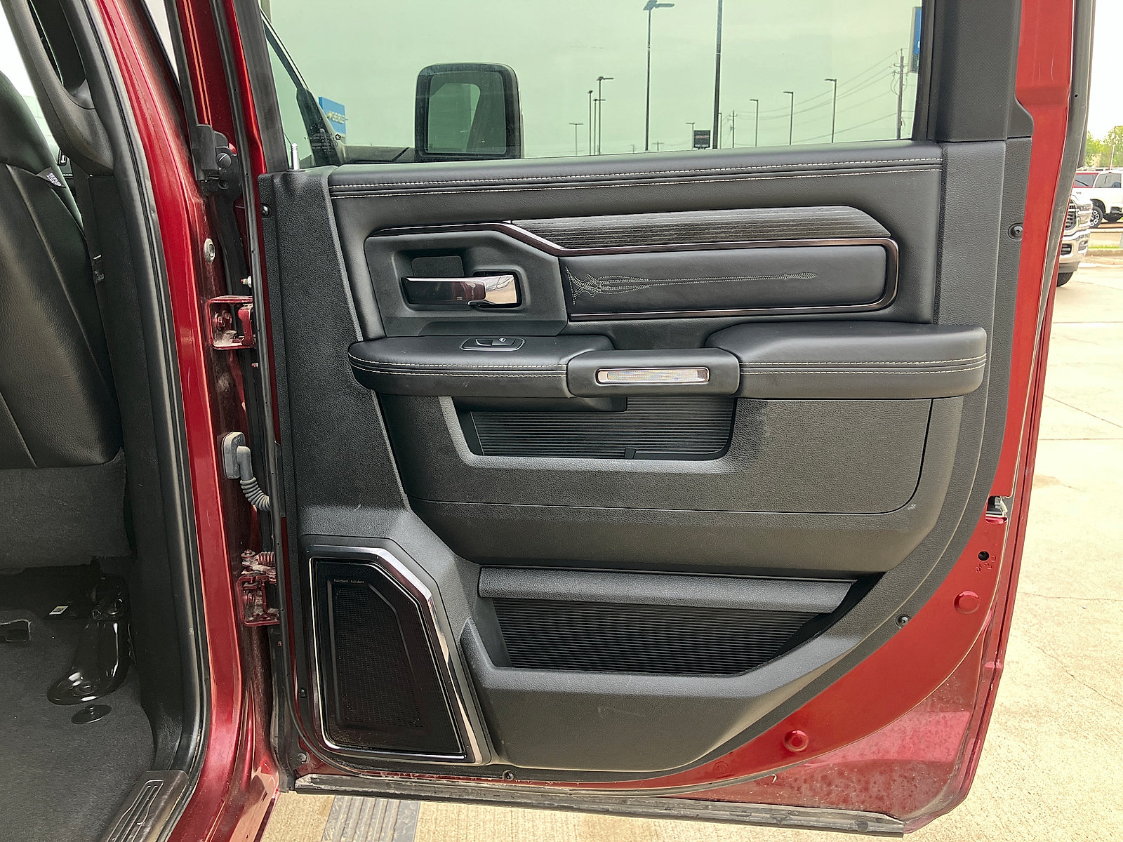 Used 2024 RAM 3500 Limited AWD/4WD image 19