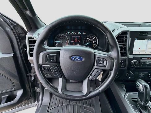 Used 2018 Ford F150 XLT w/ Equipment Group 302A Luxury AWD/4WD image 11