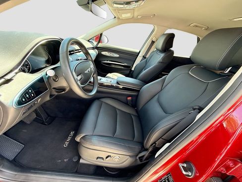 Used 2025 Genesis GV70 2.5T AWD/4WD image 23